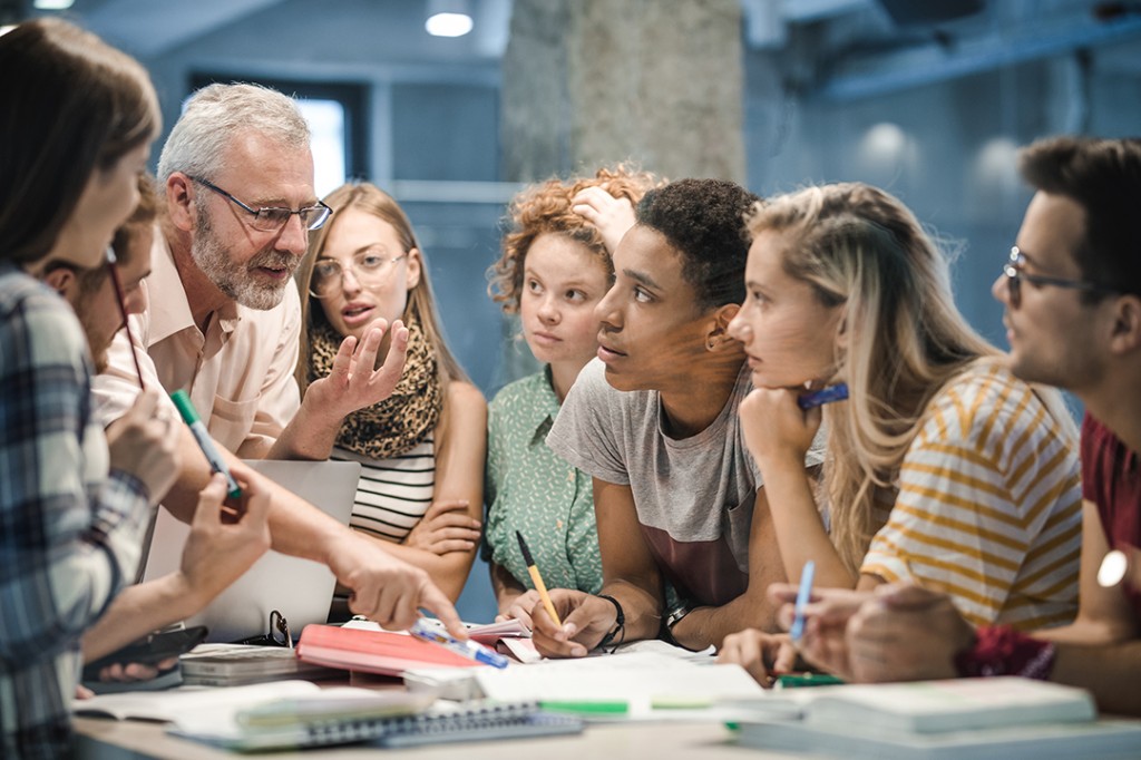 White Paper_Higher Ed_College Kids_iStock-1060396774