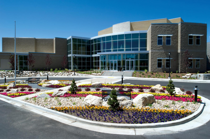 Davis-Center-for-the-Arts-Entrance-Garden