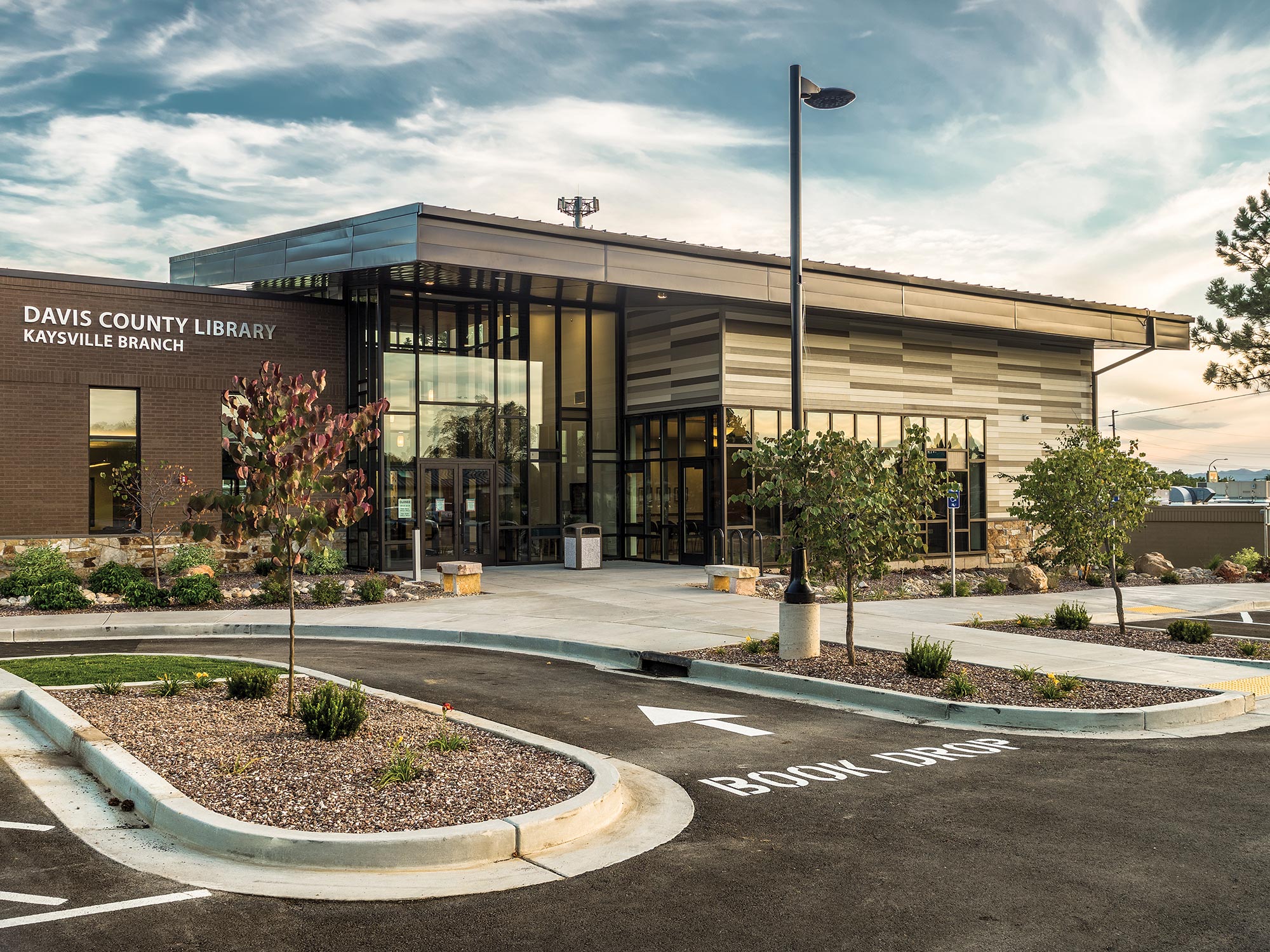 Kaysville-Library-Exterior-Book-Drop