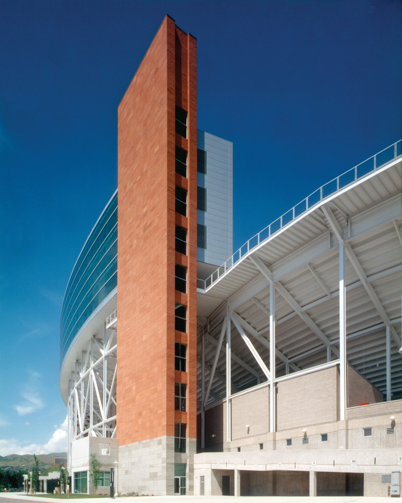 Rice-Eccles-Stadium-Exterior-Signature-Tower