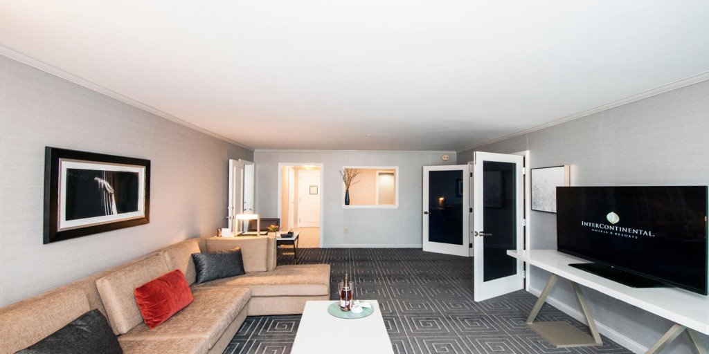 InterContinental-Kansas-City-Guest-Suite-02-Interior