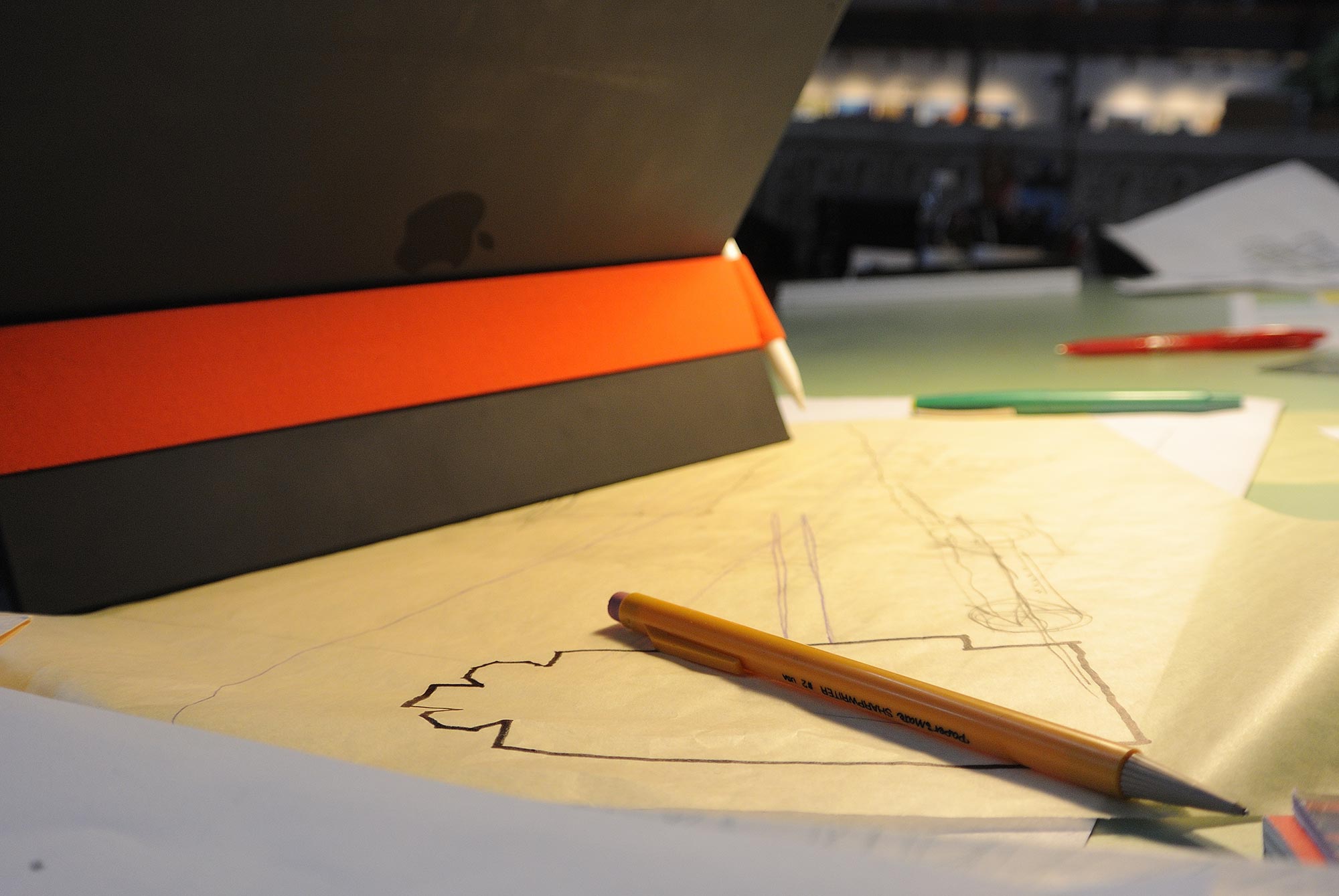 FFKR-Architects-Desk-computer-drawing