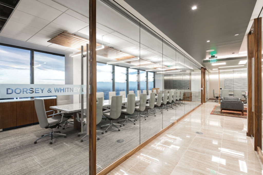 Dorsey-and-Whitney-Interior-Waiting-Area-Large-Conference-Room-02