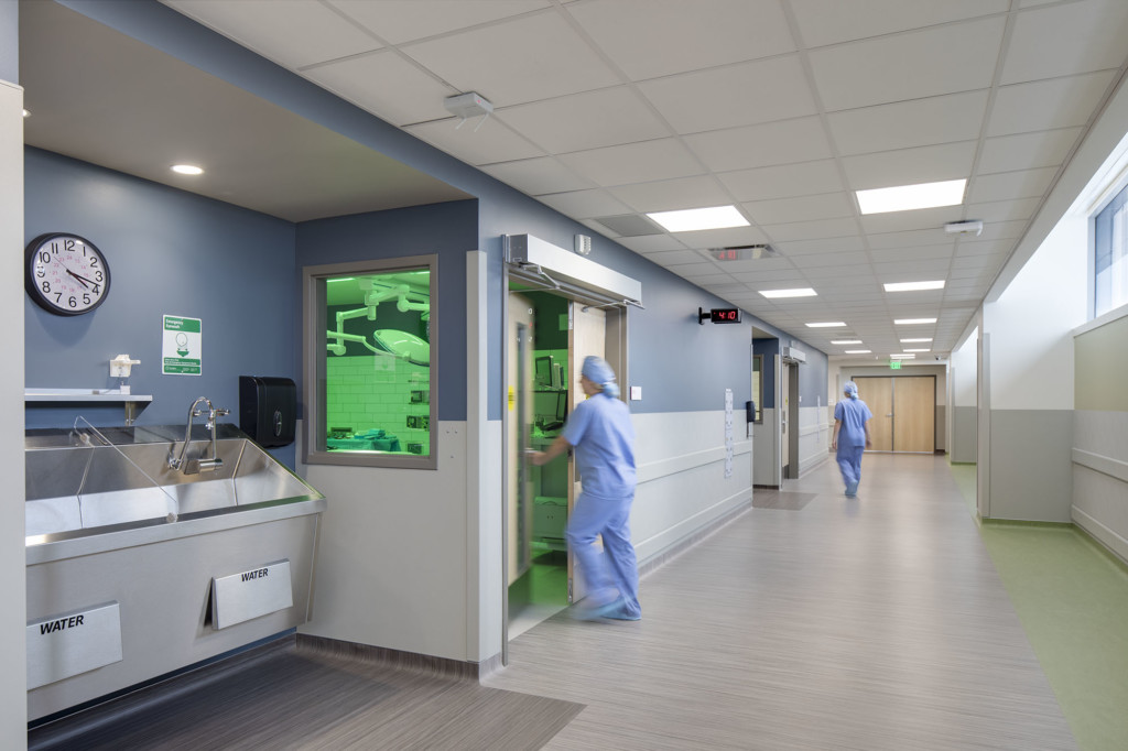University-Hospital-Expansion-Intetior-Nurse-in-Hallway-Entering-Surgery-Suite