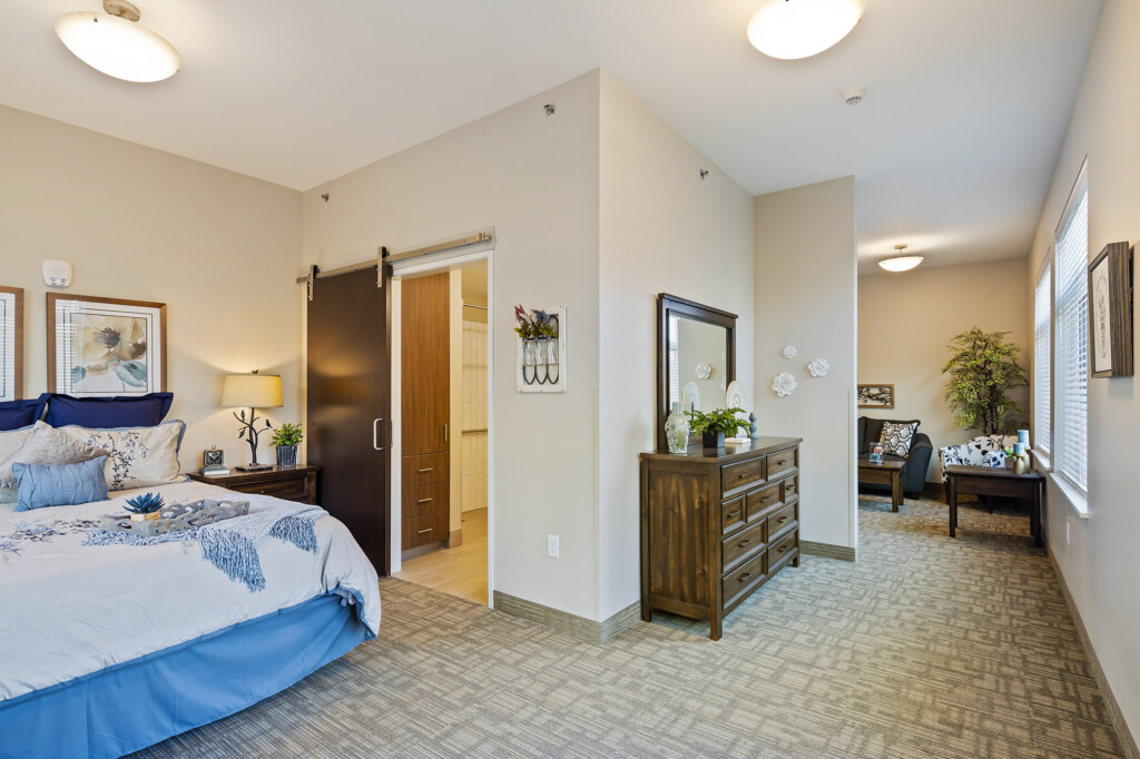 Aspen-Creek-Senior-Living-Interior-Room-107-1br-Corner-Suite-08