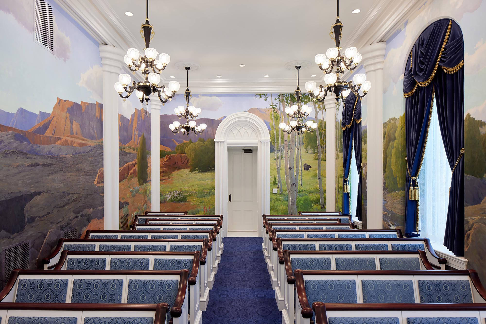 St-George-Utah-LDS-Temple-Interior-Instruction-Room-Straight