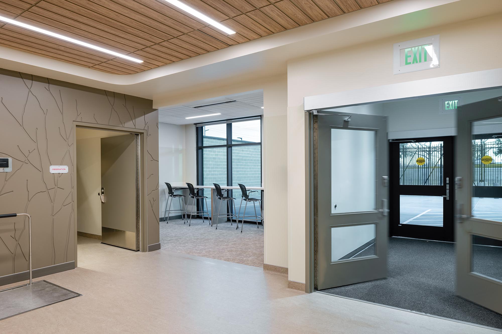 HMHI-Kem-Carolyn-Gardner-Crisis-Care-Center-Interior-L1-EMS-Entrance