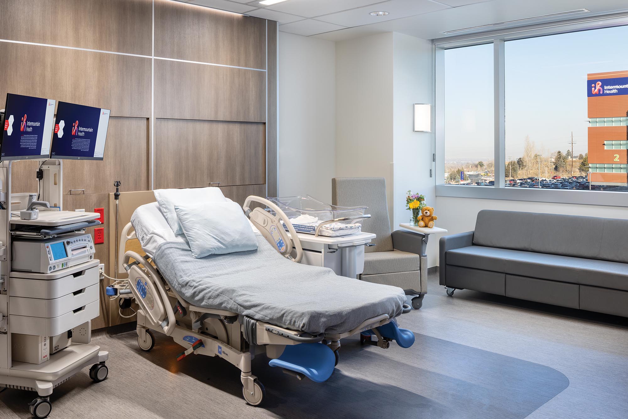 Alta-View-Hospital-Remodel-Interior-Womens-Services-LDRP-Room-with-Window